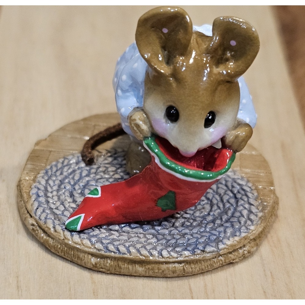 Wee Forest Folk M-142 Chris-Mouse Stocking Retired Signed AP, No WFF‎ Box 1986